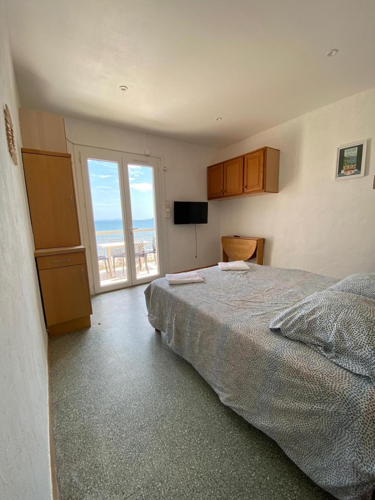 Le Surplage Hyères Dış mekan fotoğraf