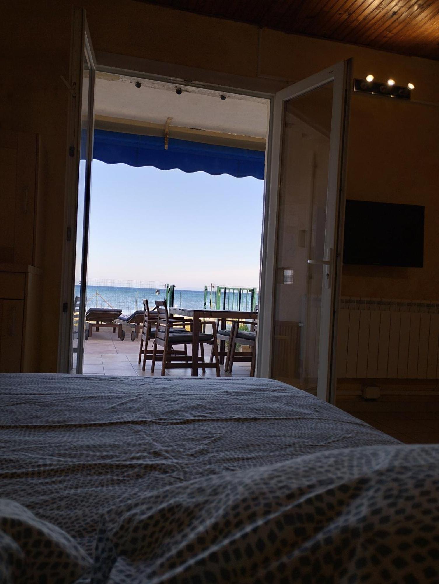 Le Surplage Hyères Dış mekan fotoğraf